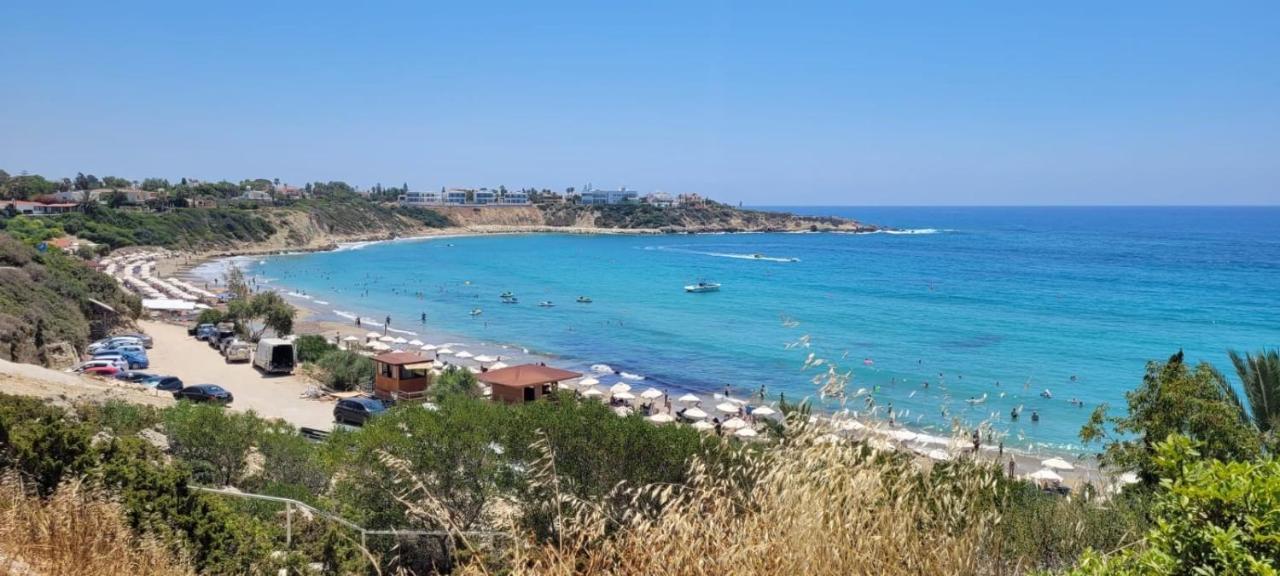 Villa Neyla Four Bedroom Coral Bay Beach Front Zewnętrze zdjęcie