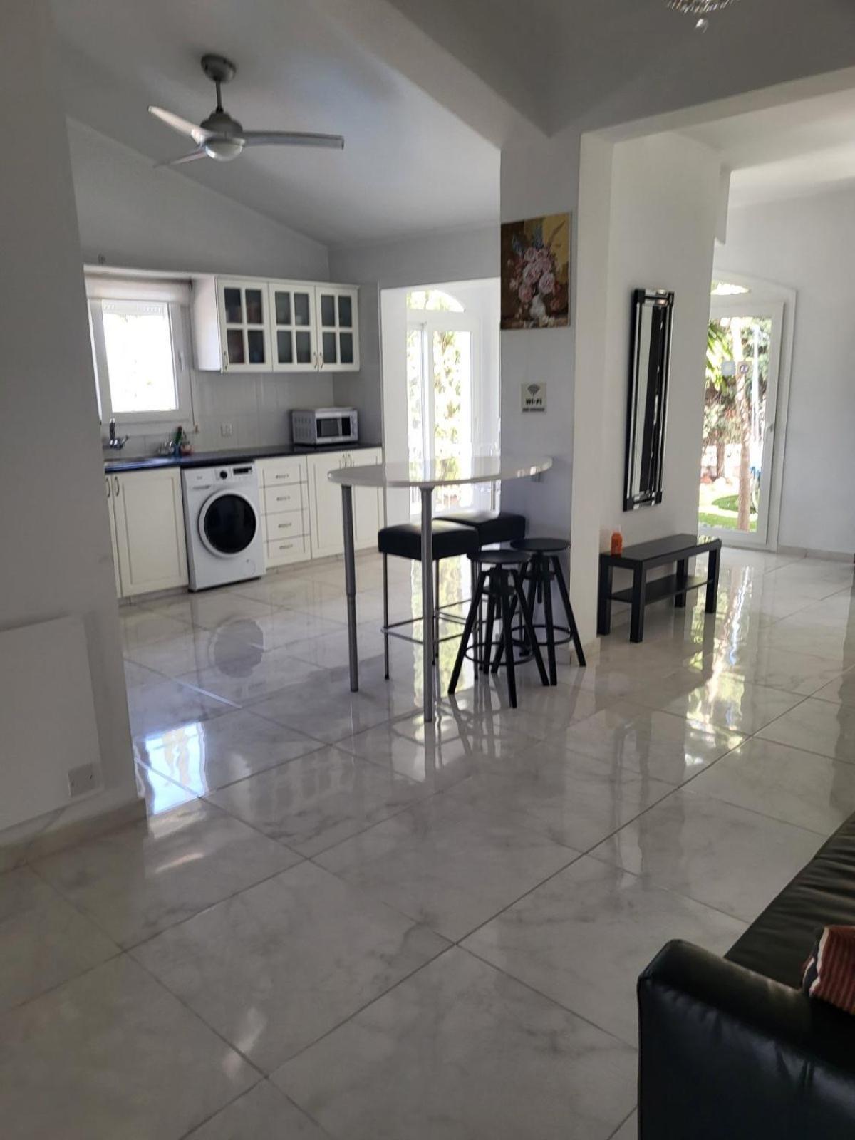Villa Neyla Four Bedroom Coral Bay Beach Front Zewnętrze zdjęcie