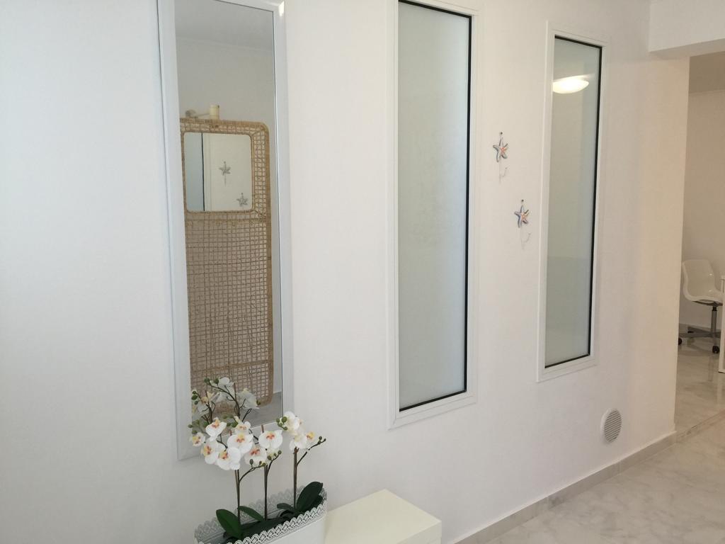 Villa Neyla Four Bedroom Coral Bay Beach Front Zewnętrze zdjęcie